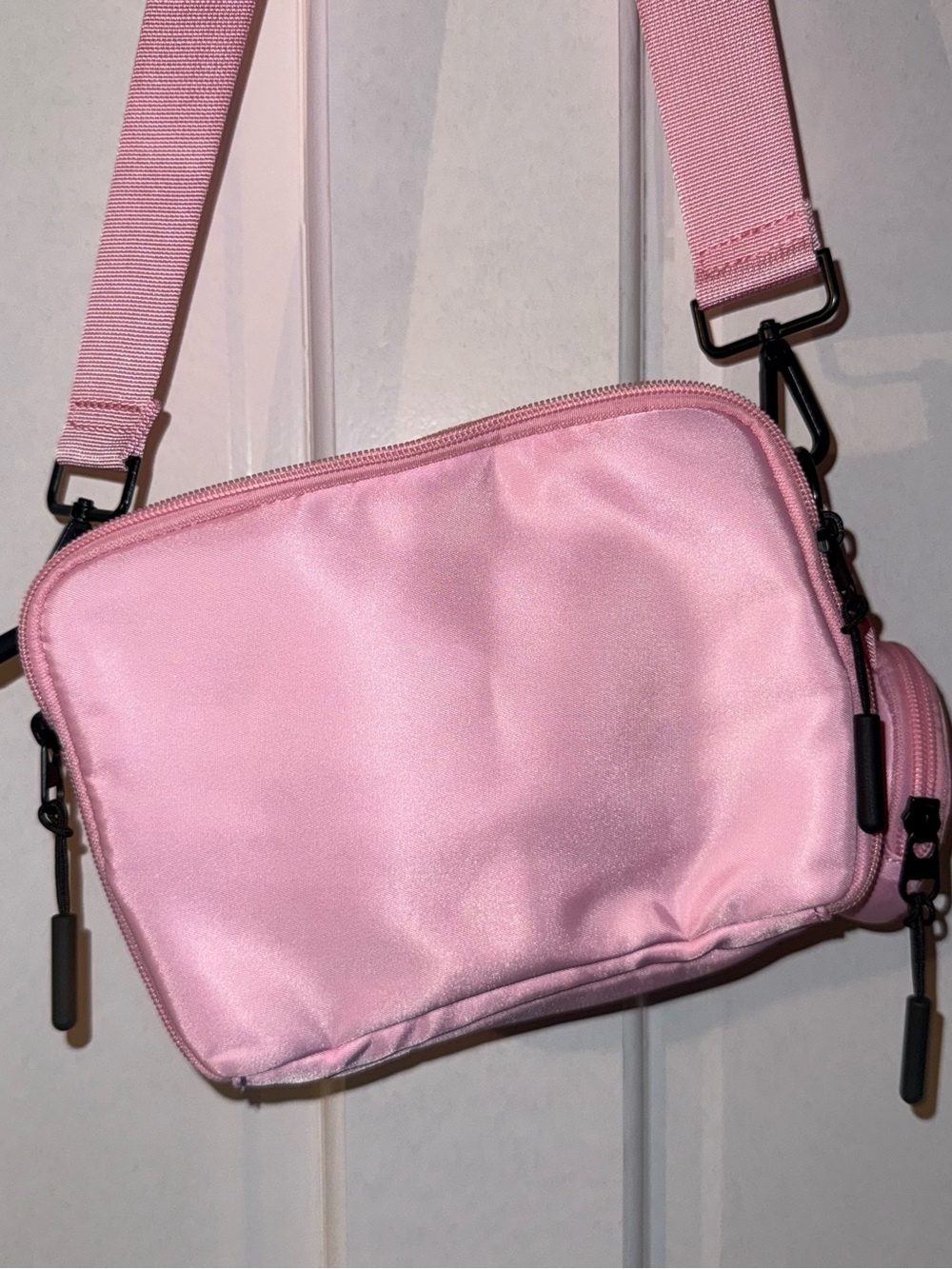 Hello Clio Kindle Crossbody - Picture 7 of 7